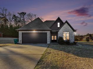 510 Legacy Dr, Springville, AL 35146