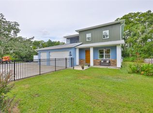 8920 Williams Rd, Seffner, FL 33584