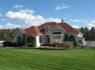 92 Clancy Rd, Manorville, NY 11949