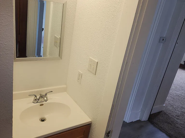 1205 S Madison Ave #3 — Photo 24