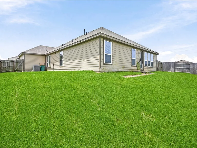 1228 Painted Bunting Dr — Photo 21