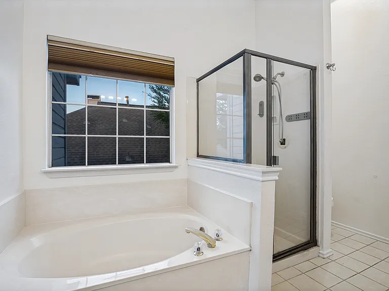 1333 Maywood Ct — Photo 19