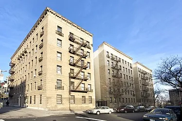 940 Saint Nicholas Avenue in Washington Heights