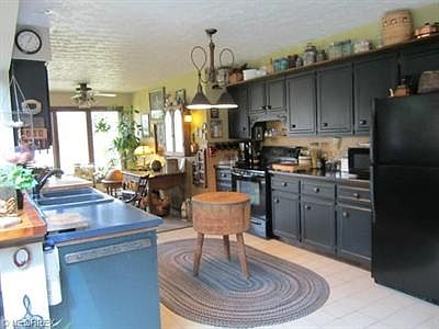 2nd image of 4755 Sunset Dr
