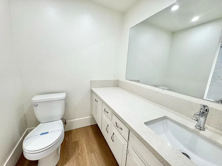 Trask Apartments — Photo 20