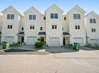 184 Summit St #184, Norwich, CT 06360
