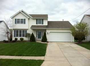 4720 Bay View Rd, Hamburg, NY 14075