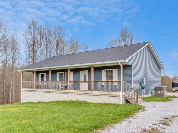491 Pea Ridge Rd, Chestnut Mound, TN 38552