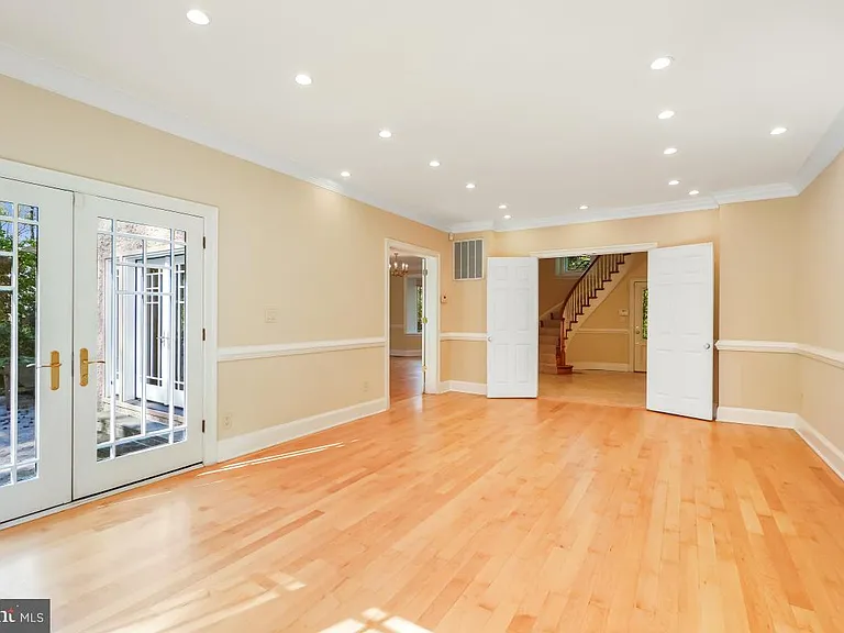 4900 Indian Ln NW — Photo 12