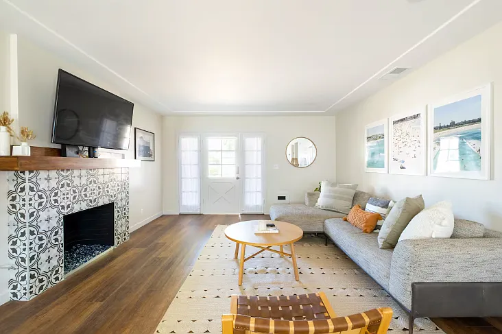 Jewell Street - LTR - 3750 — Photo 1