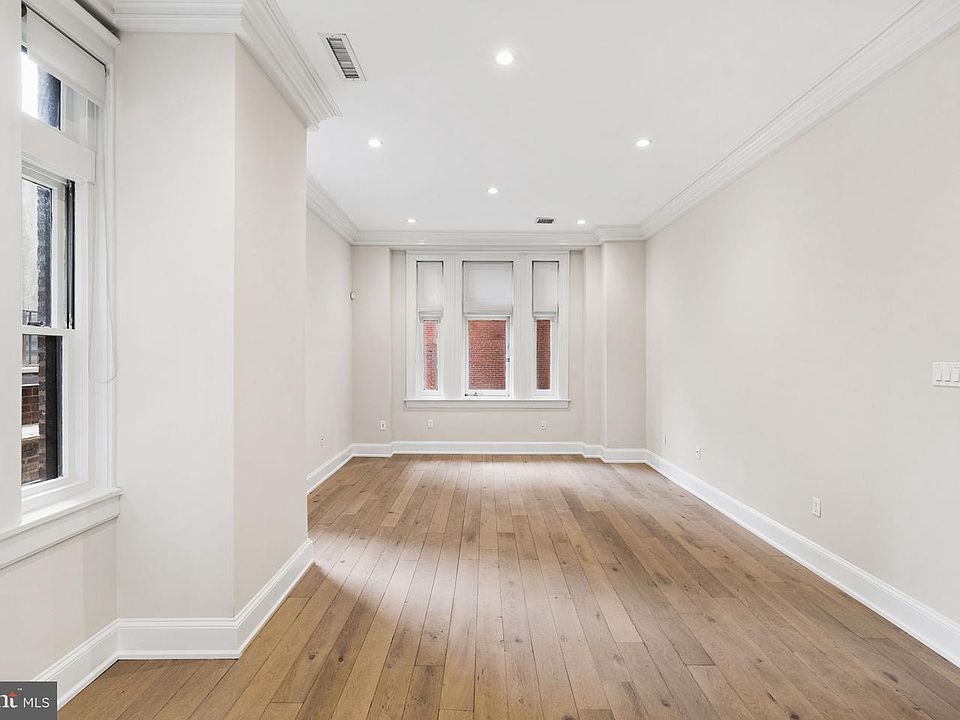 1st image of 1830 Rittenhouse Sq APT 1C