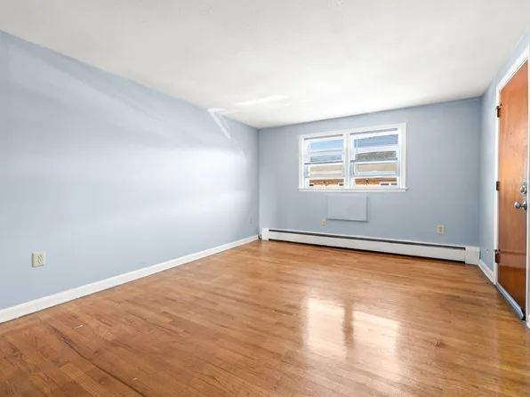 336 Park Ave, East Hartford, CT