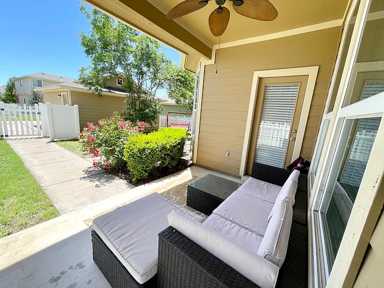 719 Heritage Springs Trl — Photo 24
