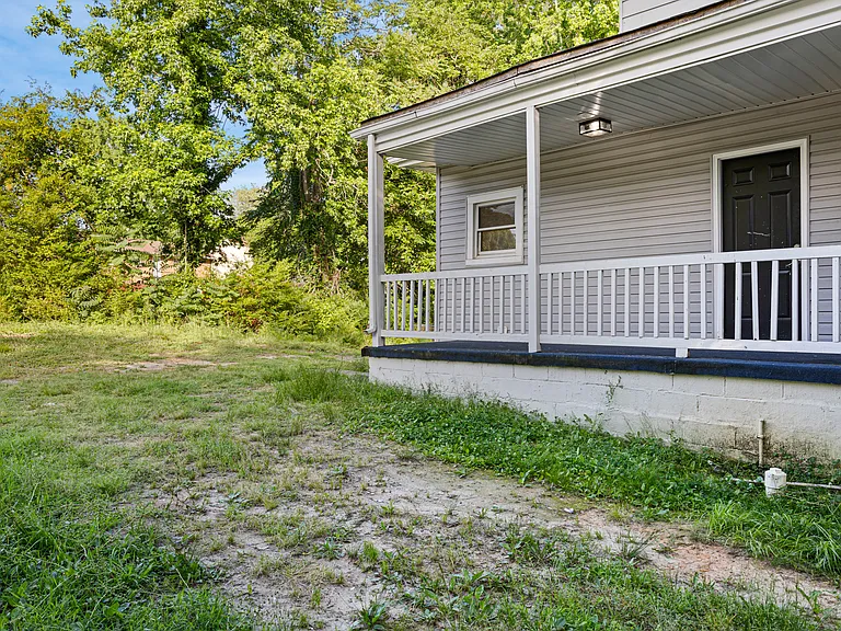 465 Terrace Ave — Photo 14