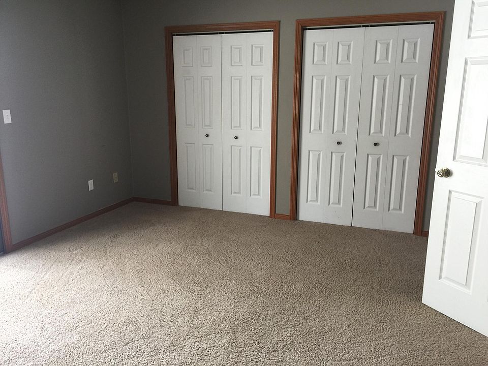 1st image of 1677 W Hampton Dr #1677