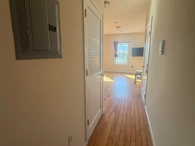 543 Central Ave #3 — Photo 16