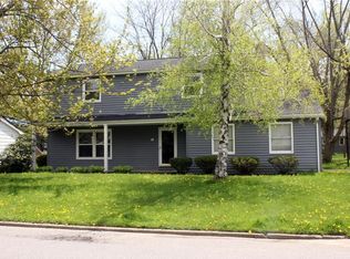20 Birchwood Dr, Fredonia, NY