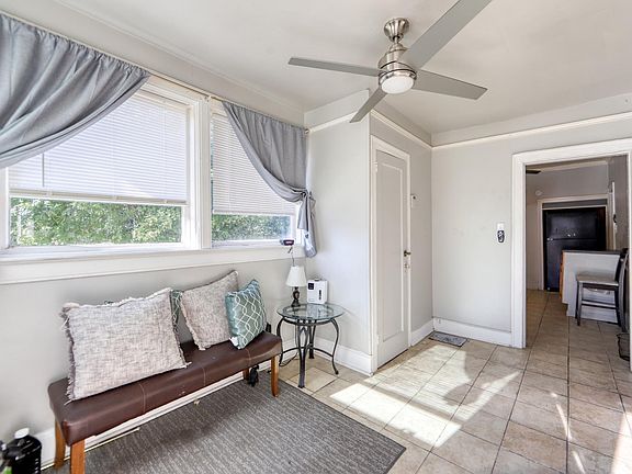 3rd image of 1503 Edgehill Ave