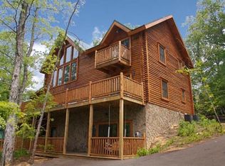 2920 Raven Fork Cir, Sevierville, TN 37876