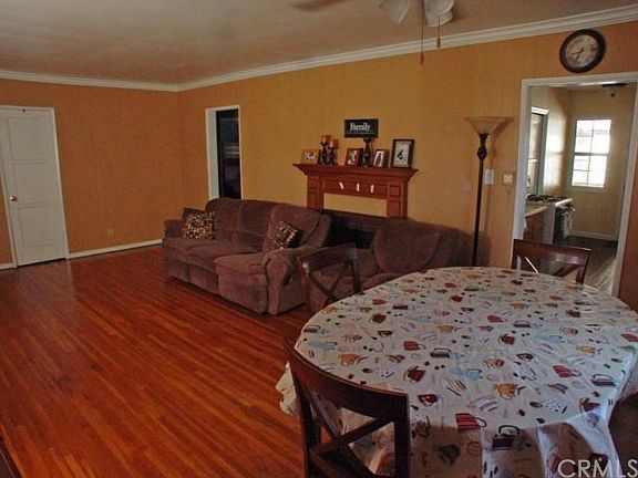 5th image of 9639 Mills Ave