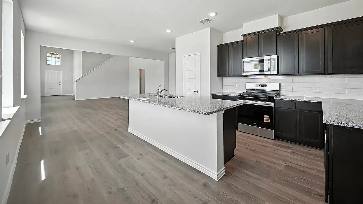 4 bed, 2988 sqft, $3,285 — Photo 1