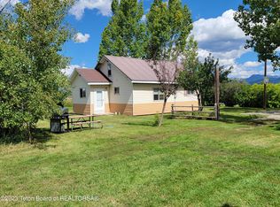 697 Toms Canyon Rd, Auburn, WY 83111