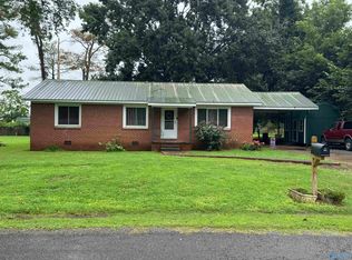 1643 County Road 30, Scottsboro, AL 35768