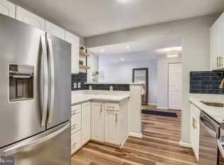 5340 Holmes Run Pkwy UNIT 219, Alexandria, VA 22304