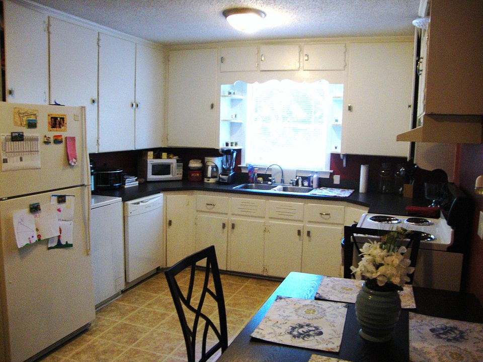 1st image of 607 S Ellis Ave