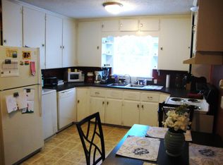 607 S Ellis Ave, Dunn, NC 28334