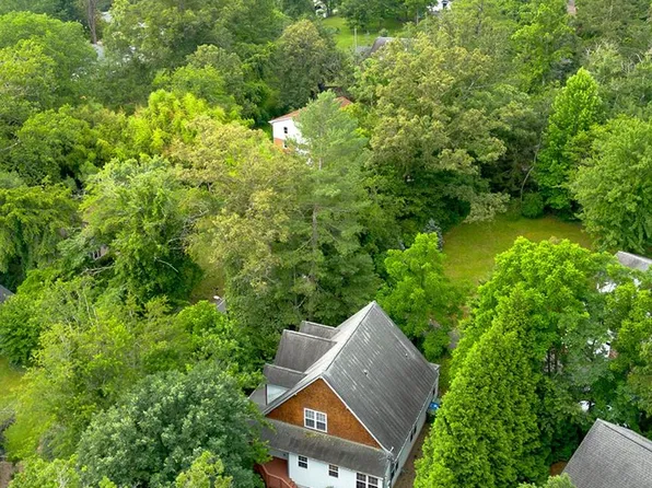 340 Old Haw Creek Rd, Asheville, NC 28805