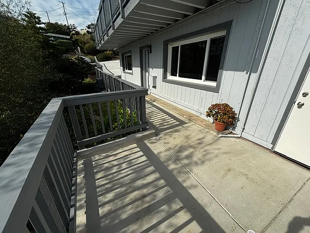 2599 Laurel Ave #B — Photo 8
