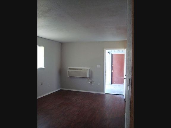 5th image of 6512 NW Oak Ave APT B7