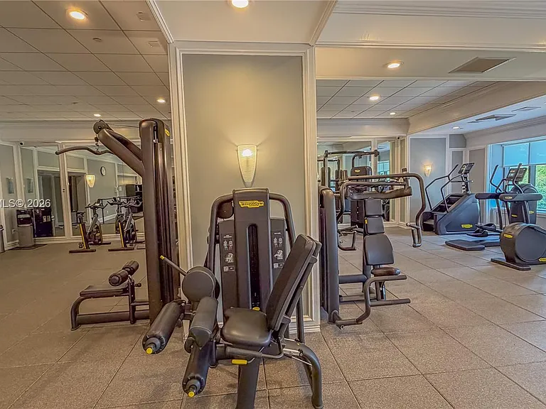 9801 Collins Ave #3U — Photo 32