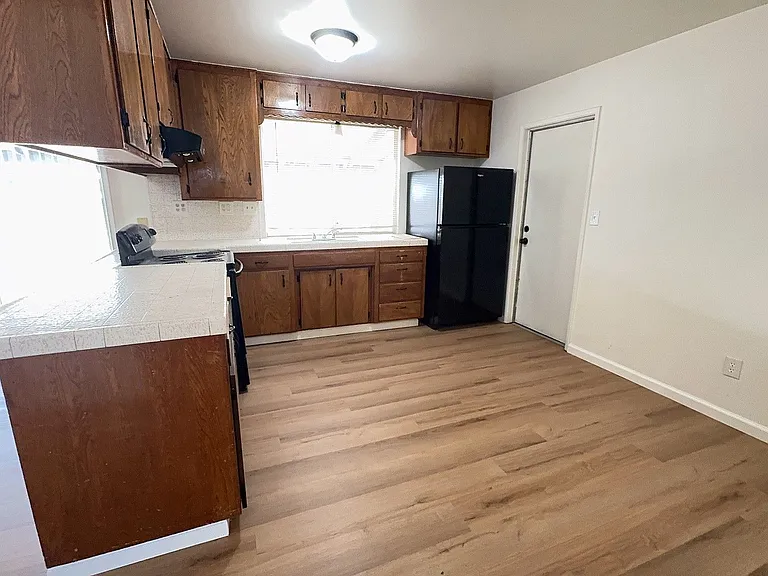 2705 Rockwood Pl — Photo 2