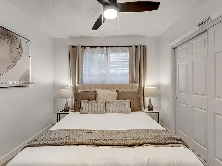 14330 SW 20th St — Photo 51