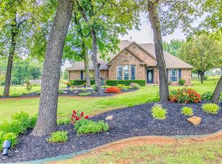 327 S Persimmon Ridge Rd, Blanchard, OK 73010
