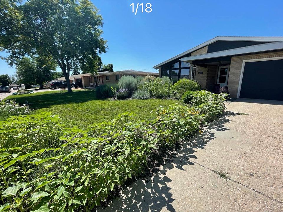 1st image of 800 W 1st Ave