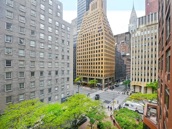 303 East 43rd Street image 1 of 22