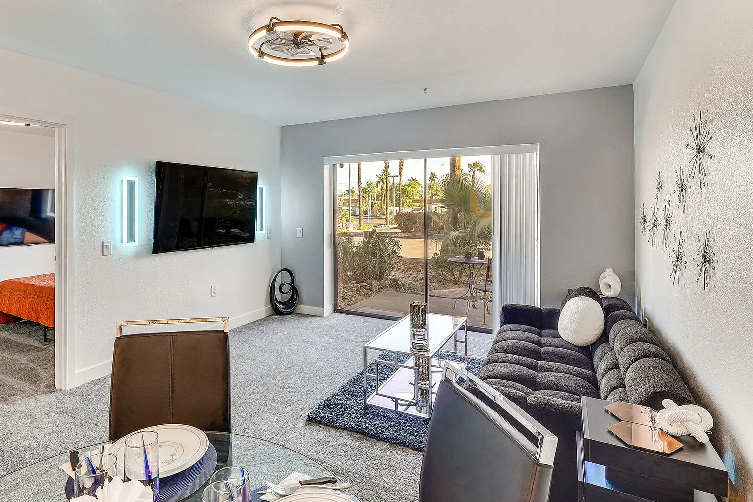 2 bed, 2.0 bath, 1022 sqft, $11,208 — Photo 2