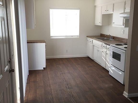 5th image of 475 N Hamilton Ave APT D