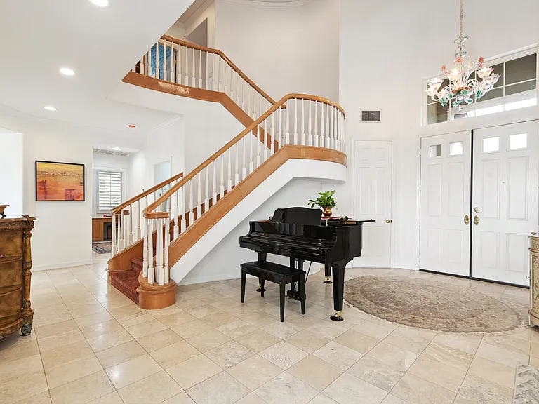 1417 High Bluff Dr — Photo 21