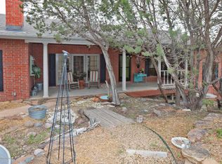310 N Shore Dr, Amarillo, TX 79118