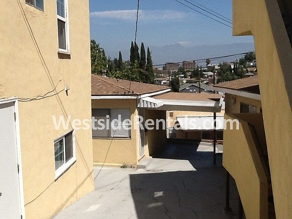 1st image of 4273 Rosilyn Dr