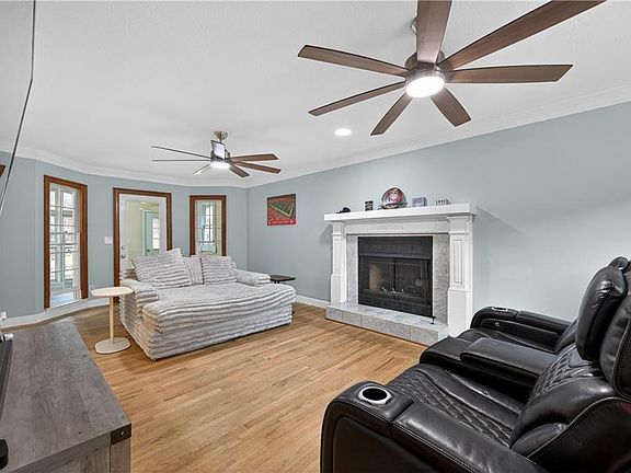 5th image of 2878 Cardinal Trce