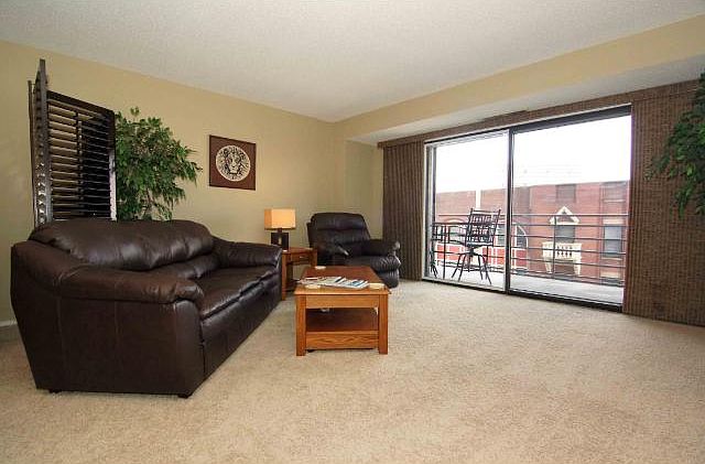 1st image of 26 10th St W Unit 608