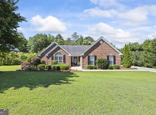 1111 Rolling Glen Dr, Bishop, GA 30621