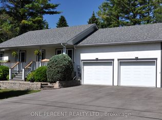 9 Hunt Rd, Tiny, ON L0L2T0