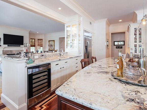 3rd image of 30 Wexford On The Grn