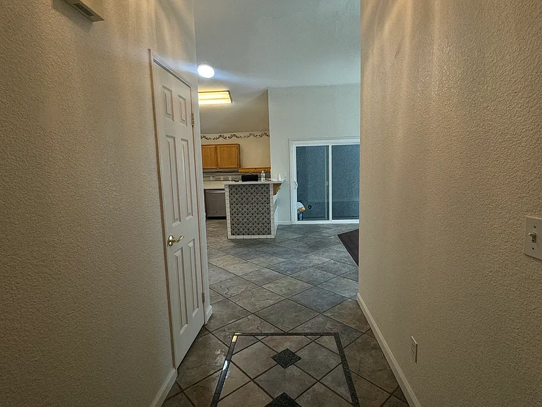 2613 Sheridan Rd — Photo 20